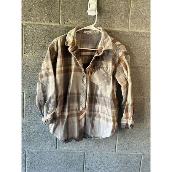 Maurices Plaid Button Front Long Sleeve Shirt Khaki Size Medium - Picture 1 of 4